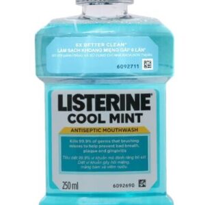 Nước súc miệng Listerine Cool Mint 250ml